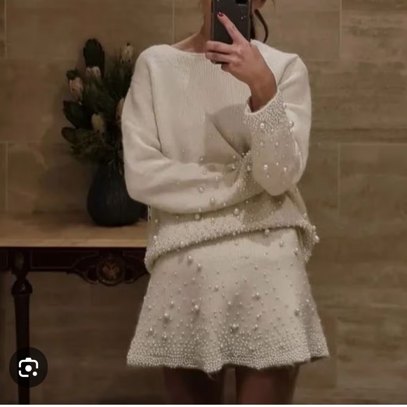 ZARA 2 PIECES MATCHING SET KNIT SWEATER WITH PEARLS AND PEARL KNIT MINI SKIRT - Picture 6 of 16